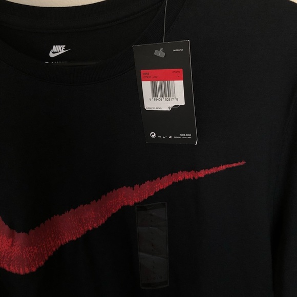 Men's Hangtag Swoosh T-Shirt - Picture 5 of 6